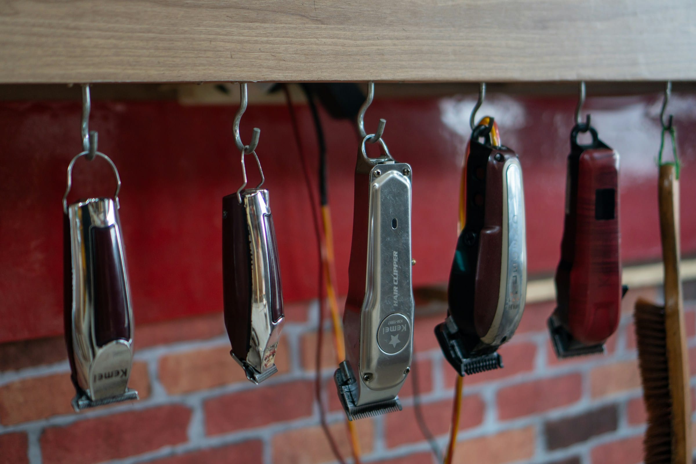 barber suppliers:  hair clippers